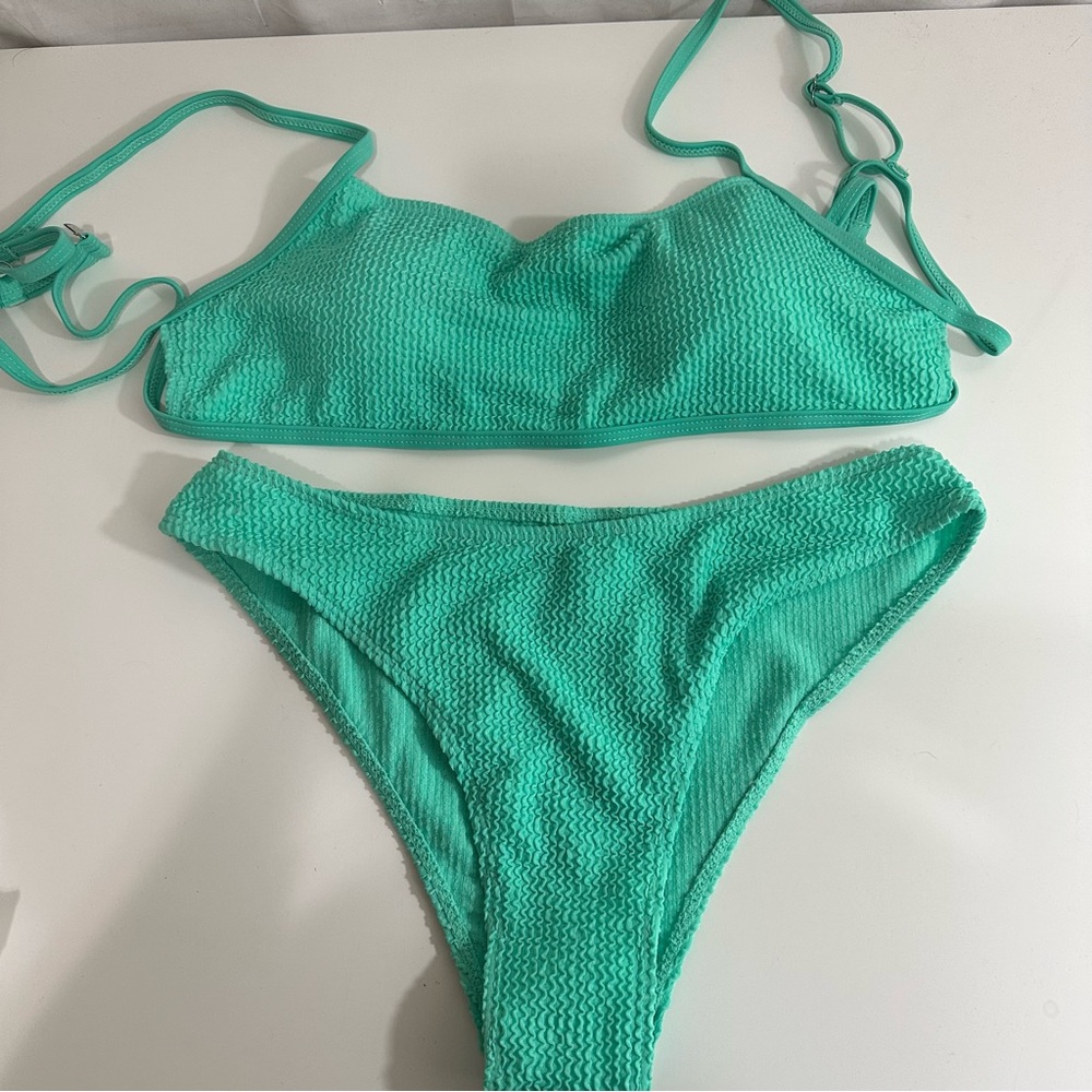 Shein 2-Piece Women Swimsuit Mint Green Textured Bikini Set